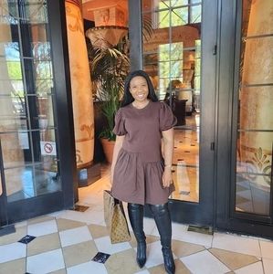 Meet your Posher, Yemisi